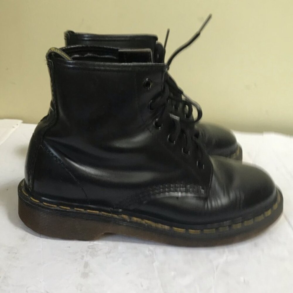 Dr. Martens Combat Smooth Leather Boots Booties Hiking Lace Up Lug Sole Chunky 5